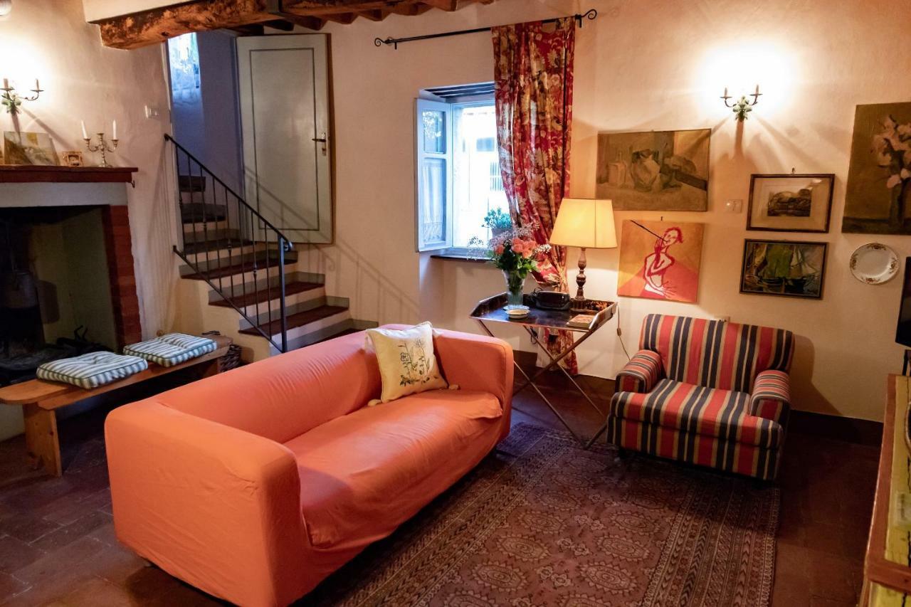 Vila La Casa Rosa Vitiano Exteriér fotografie